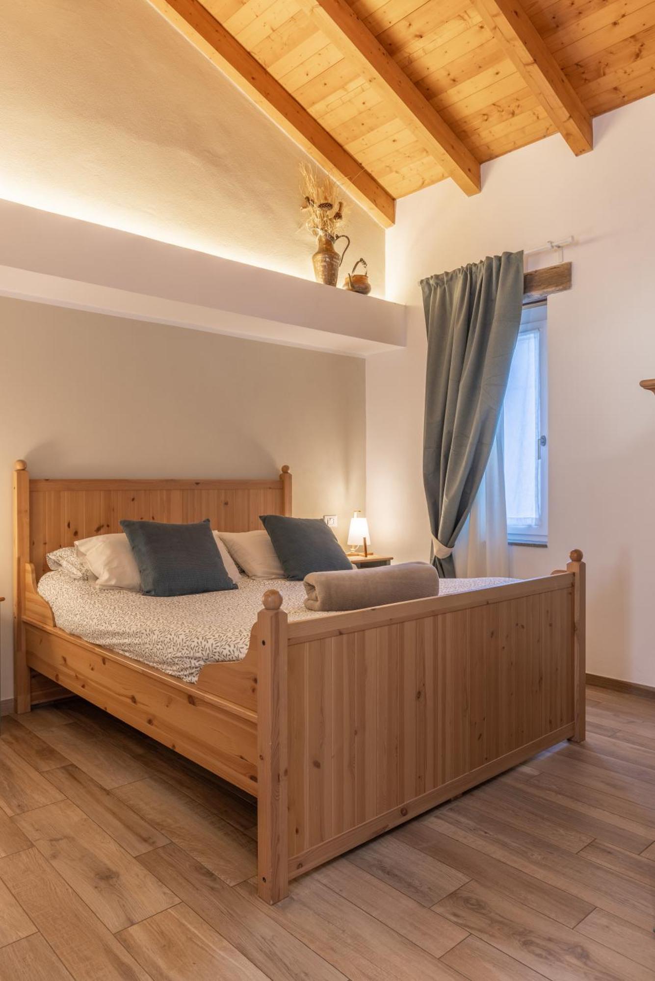 Bed and Breakfast Il Riccio Di Ricciano à Casale Corte Cerro Extérieur photo